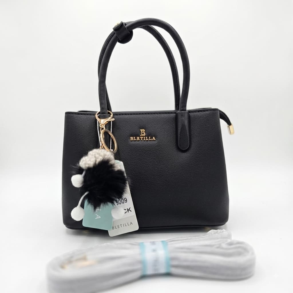 Modern Chic Handbag Blettila ❤️