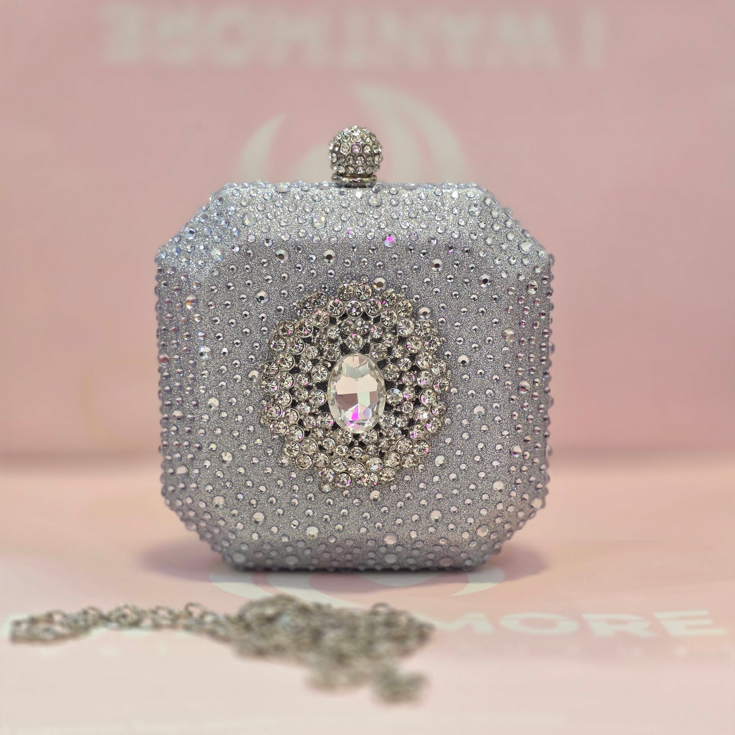 Sparkle Crystal Box Clutch❤️