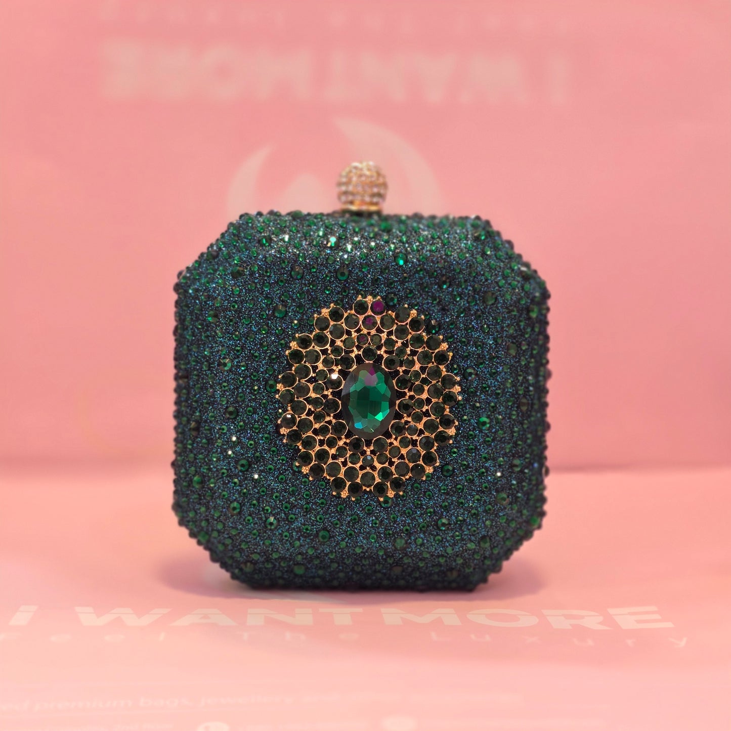 Sparkle Crystal Box Clutch❤️