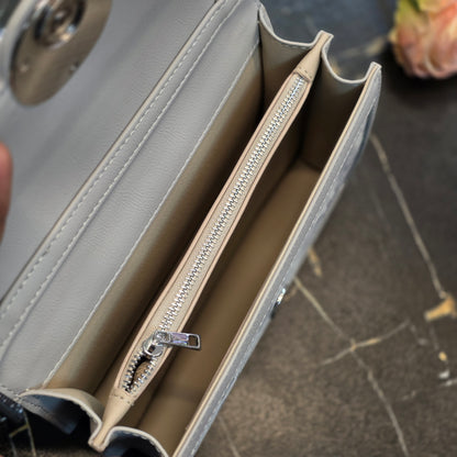 Spinner Shoulder Bag❤️